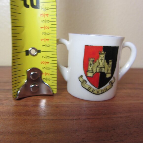 W.H. Goss crested heraldry china vintage Devon Torquay (GC063 Grace) - Picture 4 of 9